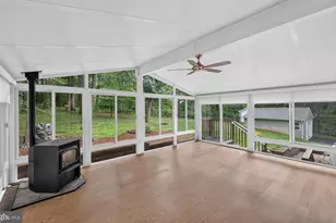 2161 Hollyberry Ct, Pottstown, PA 19464 - Photo 13