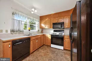 242 Grace St, Pottstown, PA 19464 - Photo 11