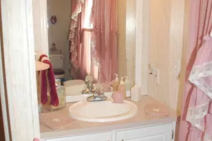 411 Westbury Dr, Souderton, PA 18964 - Photo 29