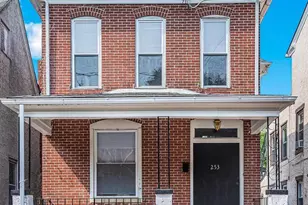 253 Beech St, Pottstown, PA 19464 - Photo 1