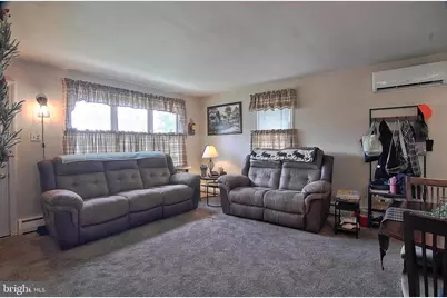 1032 N Warren Street, Pottstown, PA 19464 - Photo 5