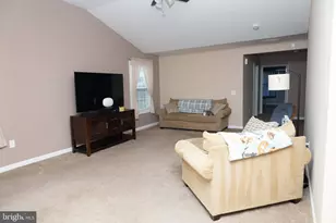 264 E Harmony Dr, Pottstown, PA 19464 - Photo 13