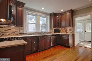 739 Noble St, Norristown, PA 19403 - Photo 9