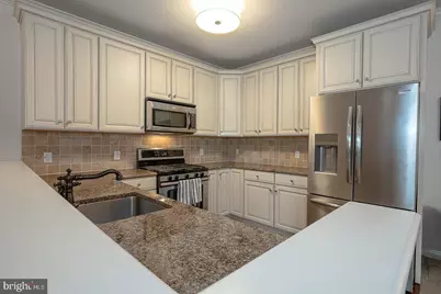 300 W Elm Street #2204, Conshohocken, PA 19428 - Photo 3