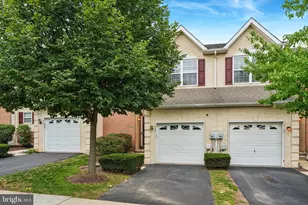 917 Carrington Dr, Red Hill, PA 18076 - Photo 3