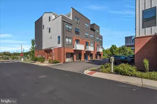 904 Riverplace Dr, Conshohocken, PA 19428 - Photo 23
