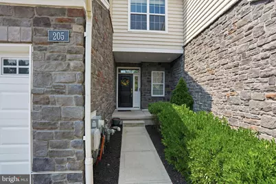 205 Ella Lane, Conshohocken, PA 19428 - Photo 5
