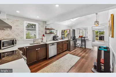 108 N Midland Avenue, Norristown, PA 19403 - Photo 5