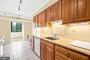 930 W Montgomery Ave, Bryn Mawr, PA 19010 - Photo 13