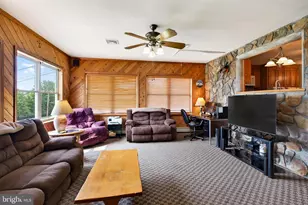 839 Hollow Rd, Phoenixville, PA 19460 - Photo 11