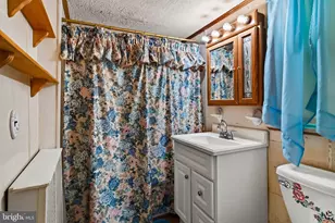 839 Hollow Rd, Phoenixville, PA 19460 - Photo 41