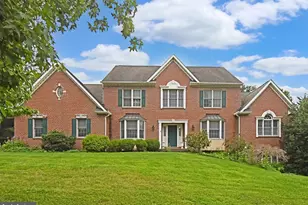 2 Whitefield Dr, Lafayette Hill, PA 19444 - Photo 3