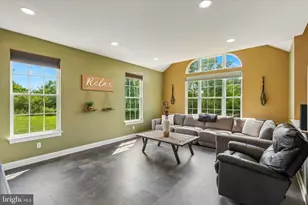 70 Alexandrea Cir, Harleysville, PA 19438 - Photo 9