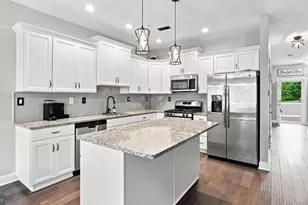 319 W Hamlin Ave, Telford, PA 18969 - Photo 11