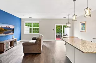 319 W Hamlin Ave, Telford, PA 18969 - Photo 5
