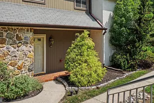 148 Pinecrest Ln, King of Prussia, PA 19406 - Photo 3