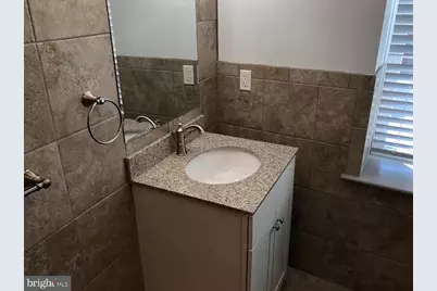 221 W Main Street #UNIT 6, Norristown, PA 19401 - Photo 17