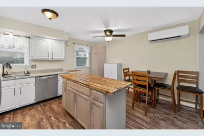 913 Seminary Street, Pennsburg, PA 18073 - Photo 9