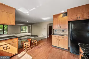 1725 N Adams St, Pottstown, PA 19464 - Photo 17