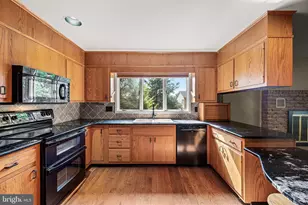 1725 N Adams St, Pottstown, PA 19464 - Photo 19