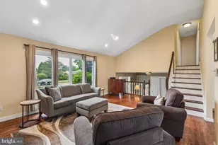 672 Killdeer Ln, Huntingdon Valley, PA 19006 - Photo 5