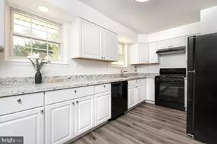 1747 N Hills Dr, Norristown, PA 19401 - Photo 7