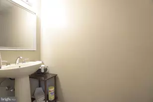 2041 Greenes Way Cir, Collegeville, PA 19426 - Photo 29