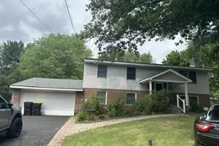 215 Hancock Rd, North Wales, PA 19454 - Photo 1