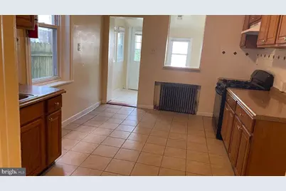 247 E Oak Street, Norristown, PA 19401 - Photo 5