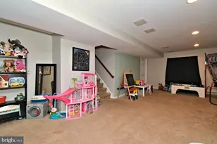2152 Danville Dr, Pennsburg, PA 18073 - Photo 47