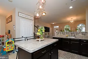 2152 Danville Dr, Pennsburg, PA 18073 - Photo 15