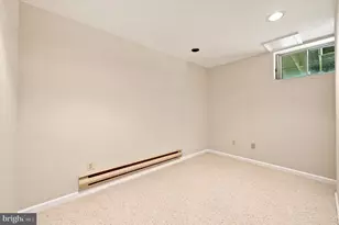 1 Forsythia Ct, Lafayette Hill, PA 19444 - Photo 5