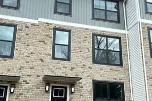 135 Cobblestone Dr, Harleysville, PA 19438 - Photo 1
