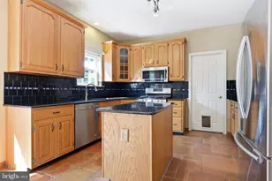 1062 Kingscote Dr, Harleysville, PA 19438 - Photo 11