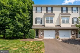 409 Fort Hill Cir, Fort Washington, PA 19034 - Photo 1