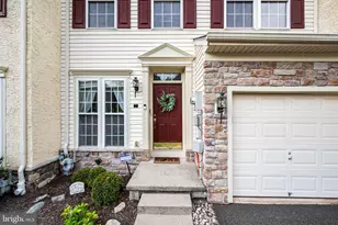 229 Creekside Dr, Pottstown, PA 19464 - Photo 3