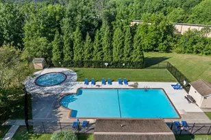 1712 Whitpain Hills, Blue Bell, PA 19422 - Photo 19