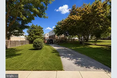 256 W Beidler Road, King of Prussia, PA 19406 - Photo 3