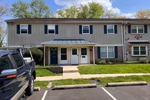 28 Shannon Dr, North Wales, PA 19454 - Photo 1