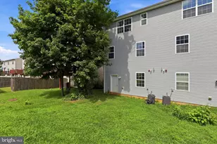 742 Cedar St, Norristown, PA 19401 - Photo 25