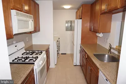 901 Thornton Court #901, North Wales, PA 19454 - Photo 5