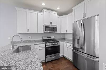 367 W 7th Avenue, Conshohocken, PA 19428 - Photo 15