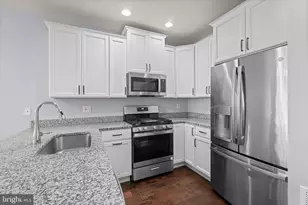 367 W 7th Ave, Conshohocken, PA 19428 - Photo 15