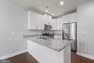 367 W 7th Ave, Conshohocken, PA 19428 - Photo 13