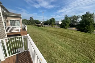 32 Aubrey Cir, Royersford, PA 19468 - Photo 13