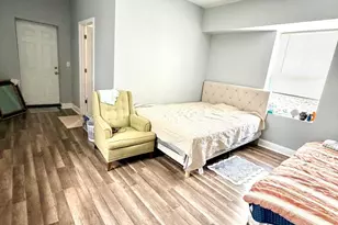 521 E Moore St, Norristown, PA 19401 - Photo 17
