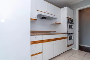 8302 Old York Rd, Elkins Park, PA 19027 - Photo 15