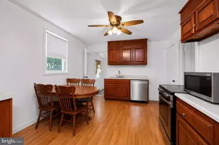 319 Berks St, Stowe, PA 19464 - Photo 7