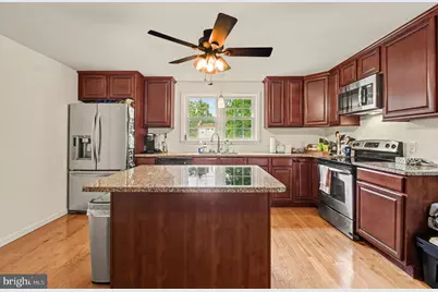 205 E 10th Avenue, Conshohocken, PA 19428 - Photo 5