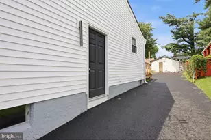 1230 Hall Ave, Abington, PA 19001 - Photo 3